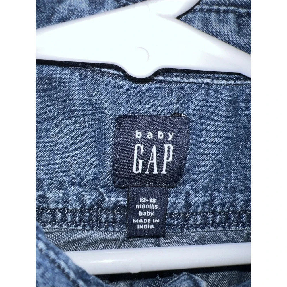 Baby Gap Denim Snap Button Down Shirt Size 12-18 Months